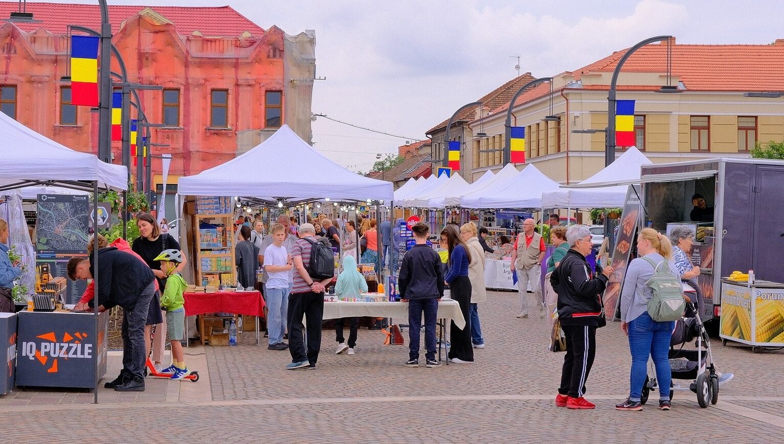 Sondaj INSCOP Doua treimi din romani cred ca Romania e in pericol