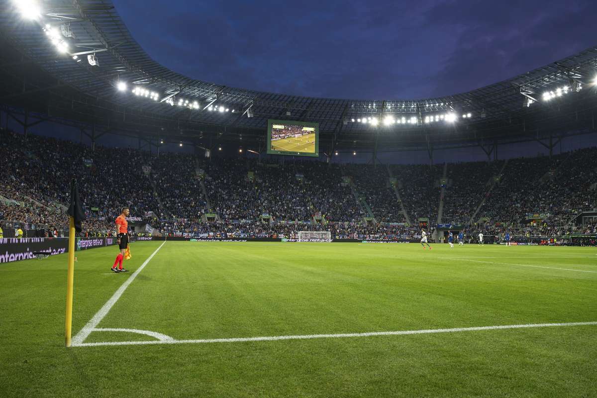 UEFA decie drastica 10 ani exclusi din cupele europene si amenda uriasca pentru meciuri trucate