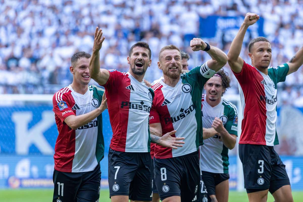 VIDEO Edi Iordanescu castiga primul trofeu in Polonia