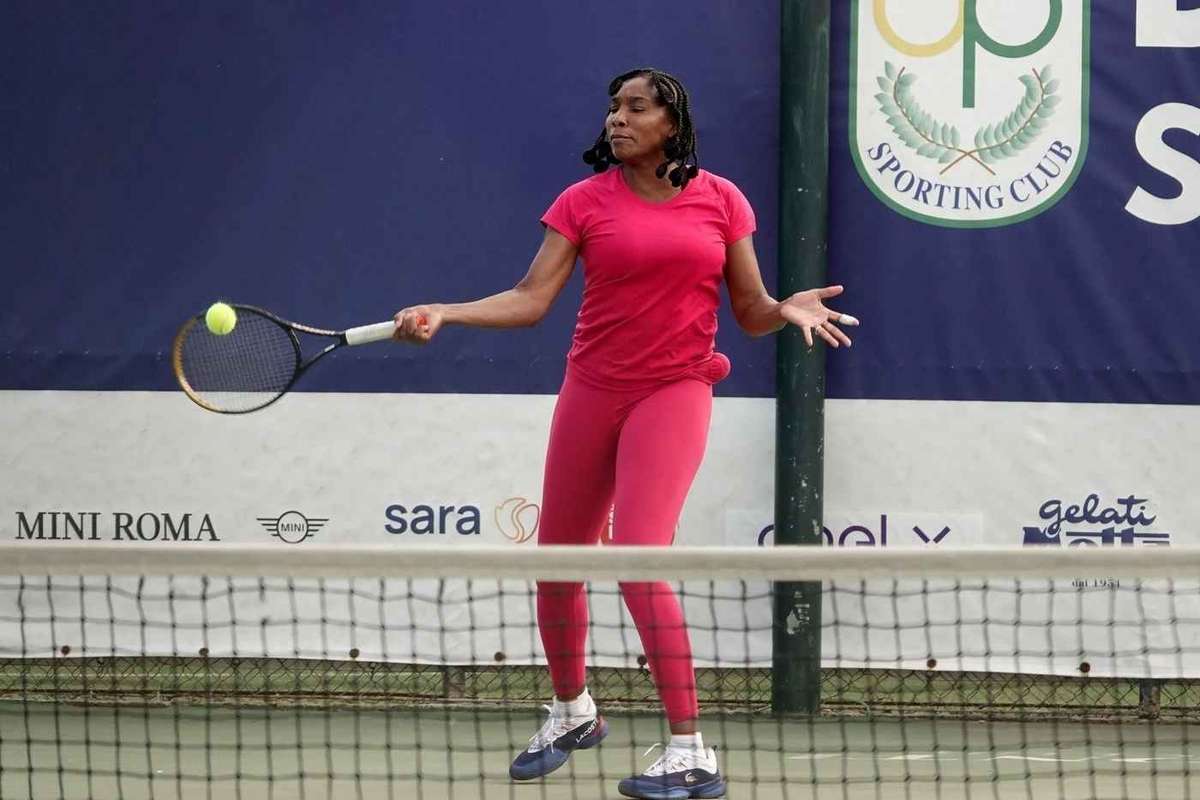 Venus Williams revine in competitie la 45 de ani