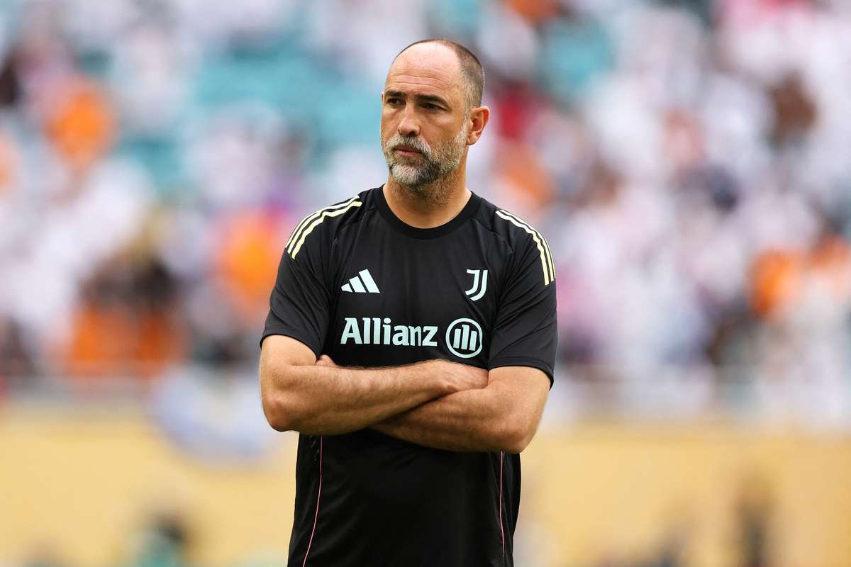 zece jucatori de la juventus au cerut inlocuirea