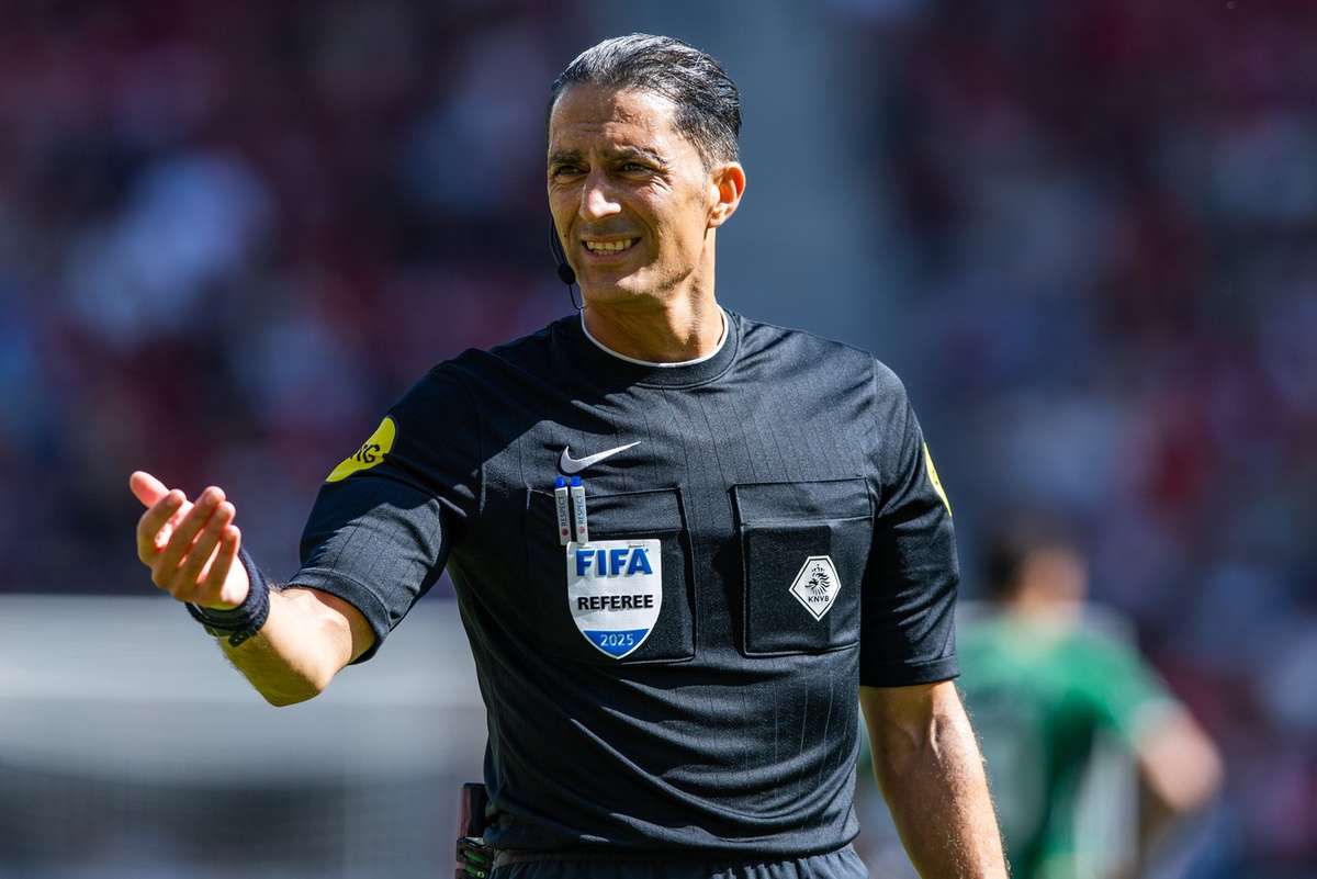Arbitri din Olanda si Norvegia la FCSB Aberdeen