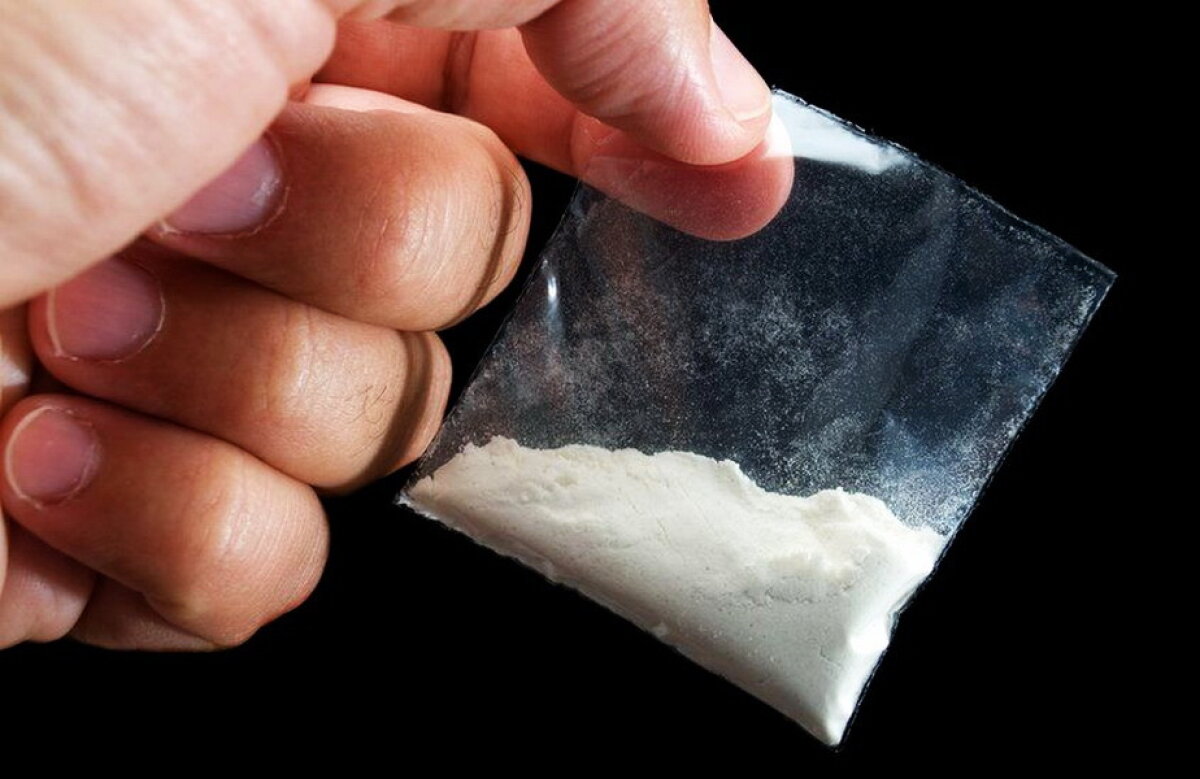 Barbat reinut de DIICOT pentru trafic de cocaina