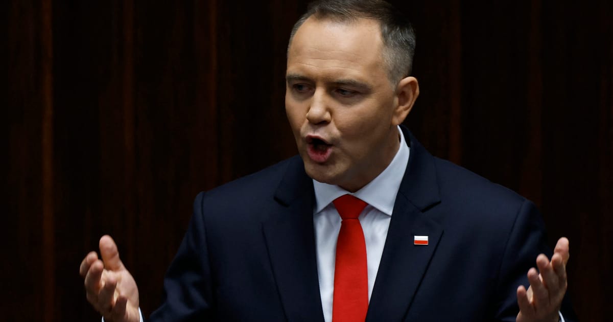 Noul presedinte polonez incepe mandatul cu conflicte cu Tusk