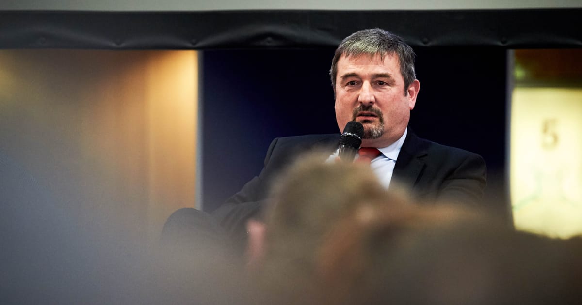 Nu zgarieti Rolls Royce ul Olivier Guersent se desparte de Comisie
