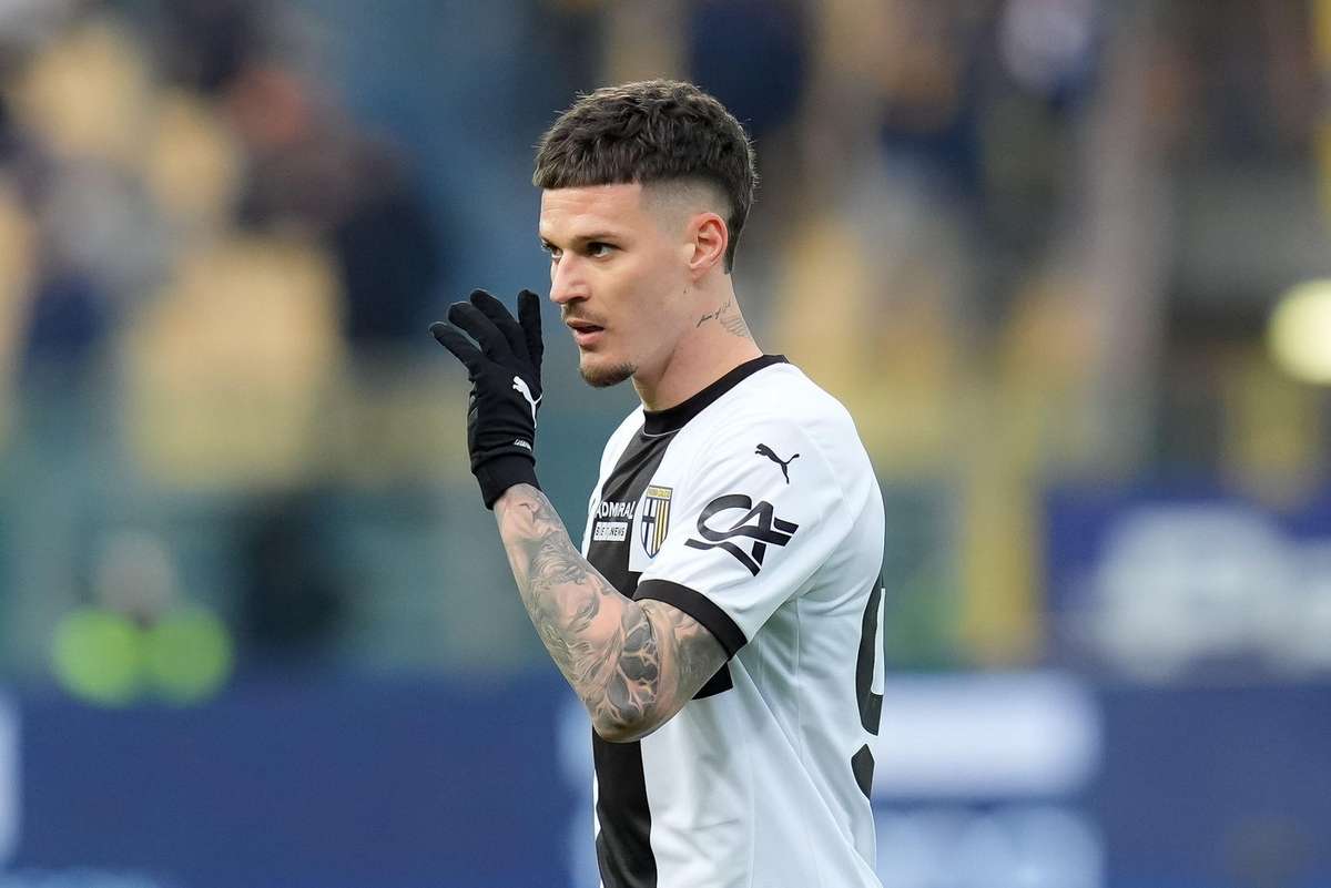 PSV si Parma se apropie de un acord pentru Dennis Man Concesia oferita de Cruciat