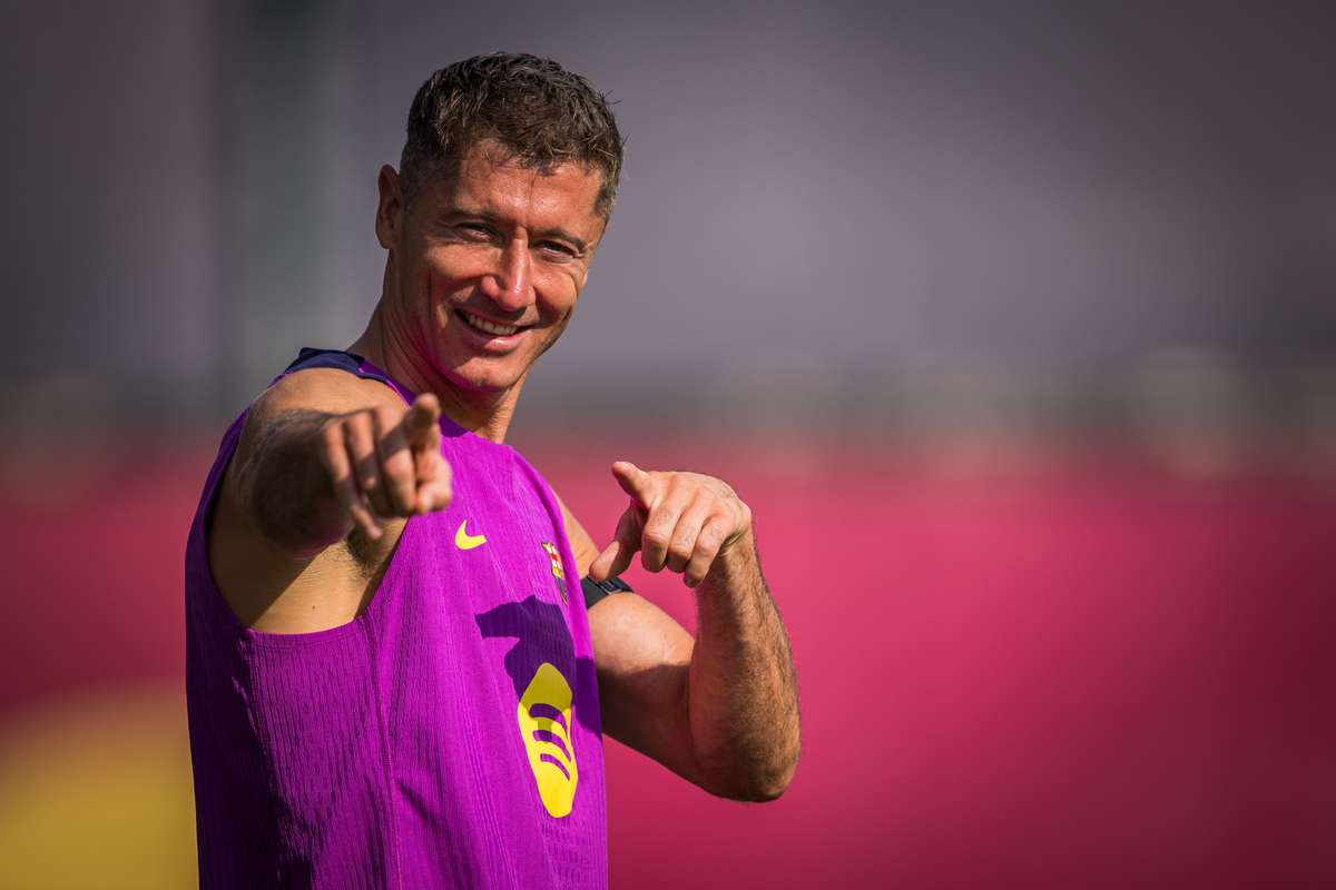 Revine Lewandowski Polonezul e apt dar pierd un jucator
