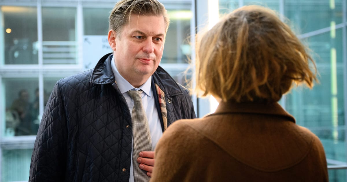 Asistent al eurodeputatului german de extrema dreapta condamnat pentru spionaj in favoarea Chinei