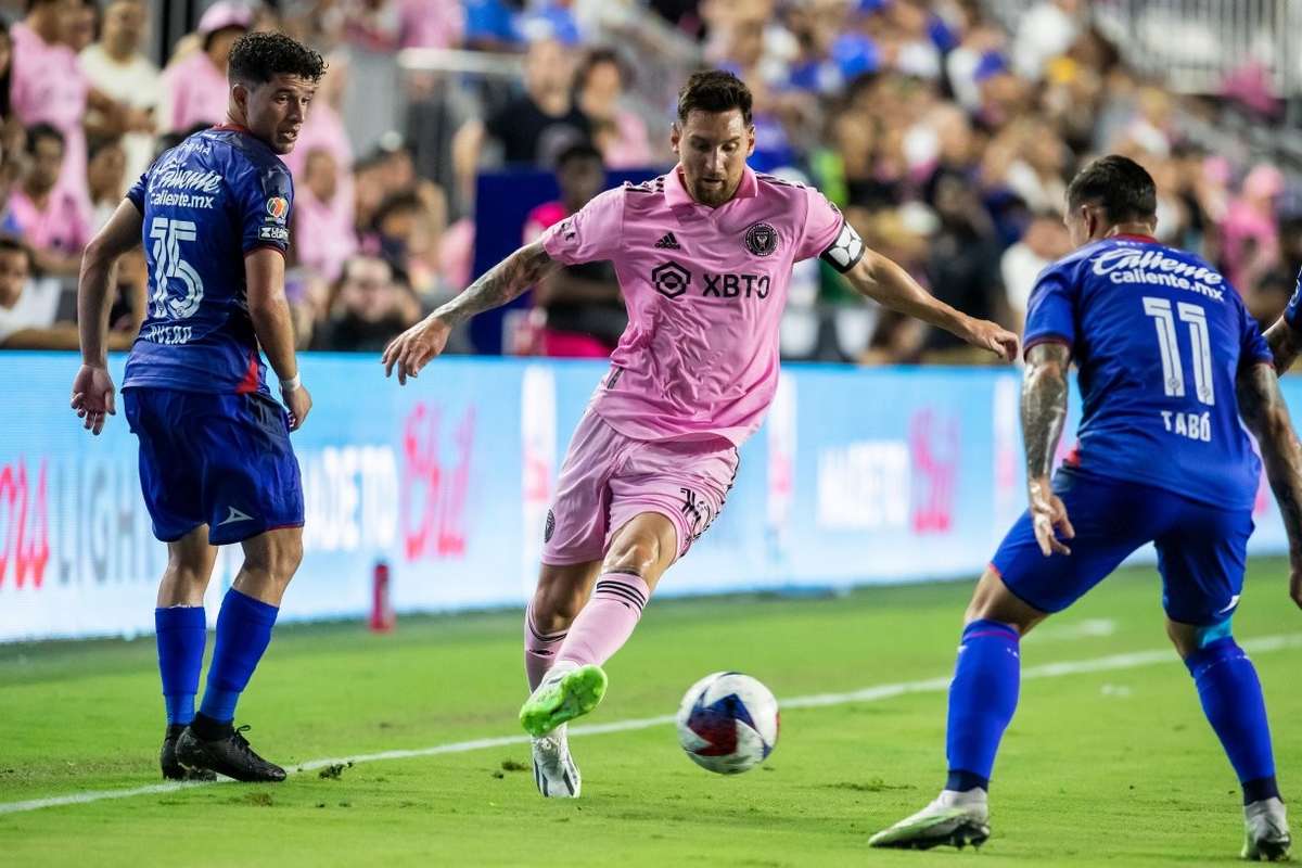 Fabrizio Romano confirma Messi aproape sa semneze cu Inter Miami