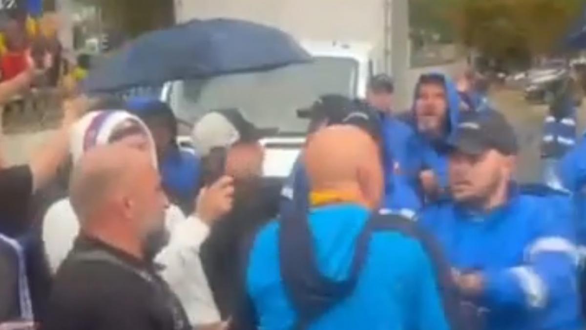 Fanii violenti ai lui Calin Georgescu au provocat jandarmii