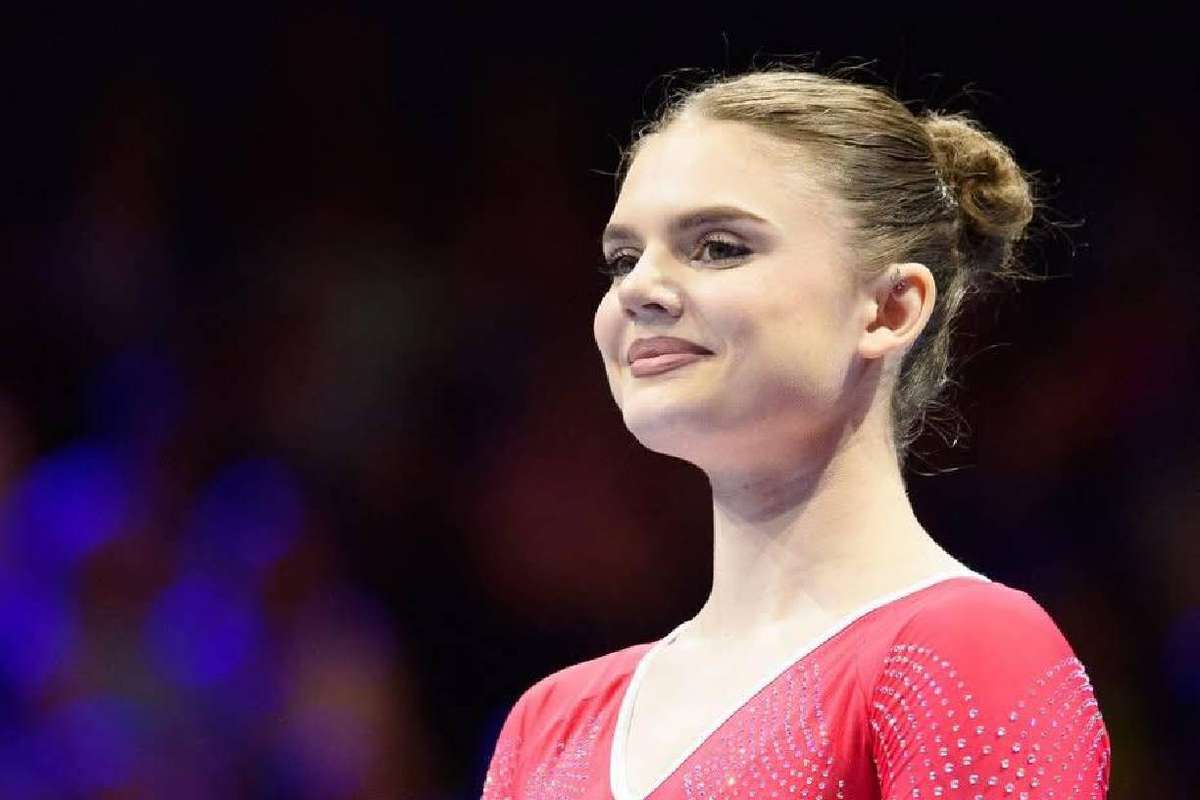Gimnastica romaneasca are viitor Denisa Golgota aur la sol