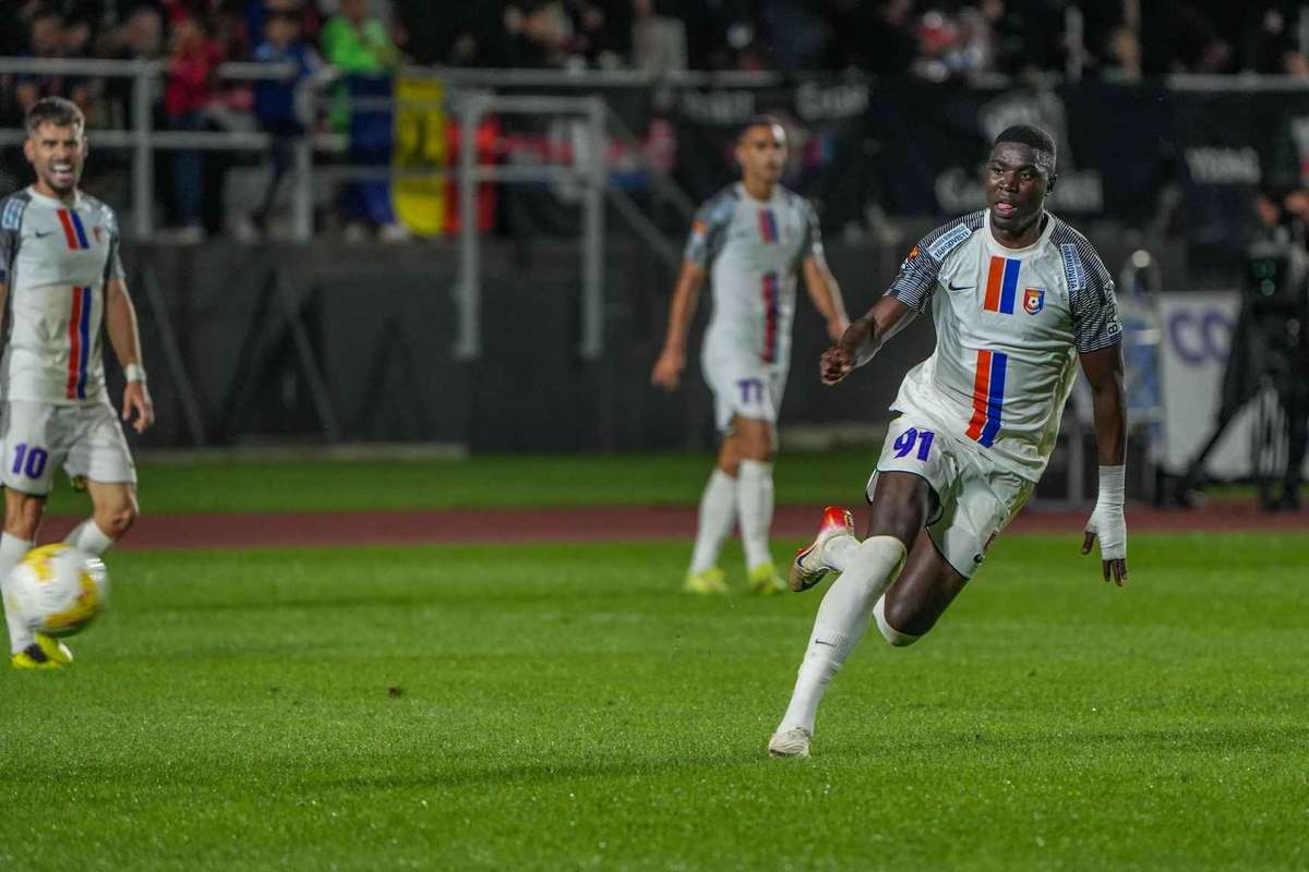 Infrangere severa pentru Steaua Clasamentul Ligii 2 dupa sapte etape