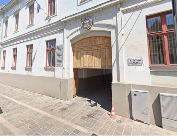 Activitatea se reia in Parchete procurorii din Bihor opresc protestul