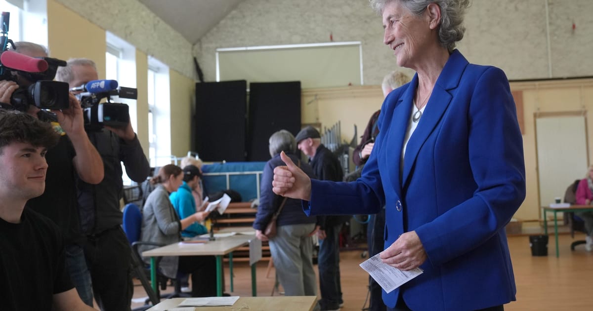 Irlanda a ales un presedinte de stanga intr o victorie anti guvernamentala