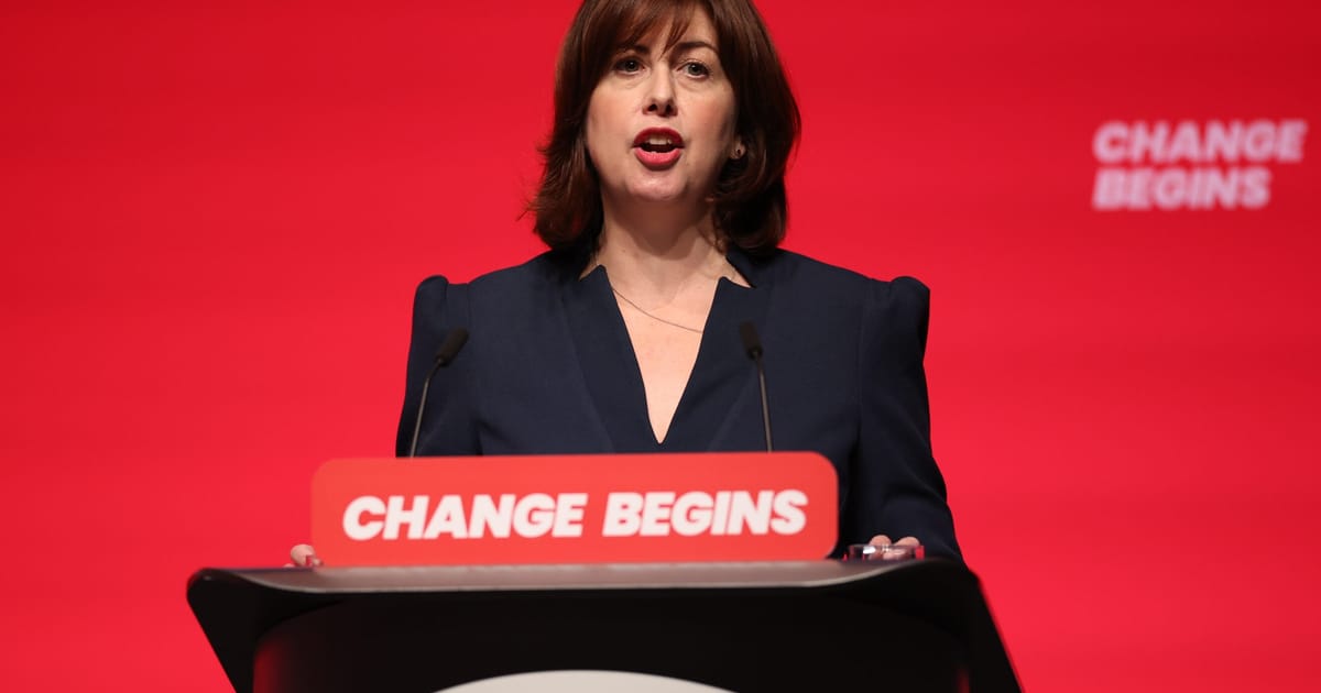 Lucy Powell critica comentarile nepotrivite ale rivalei Bridget Phillipson