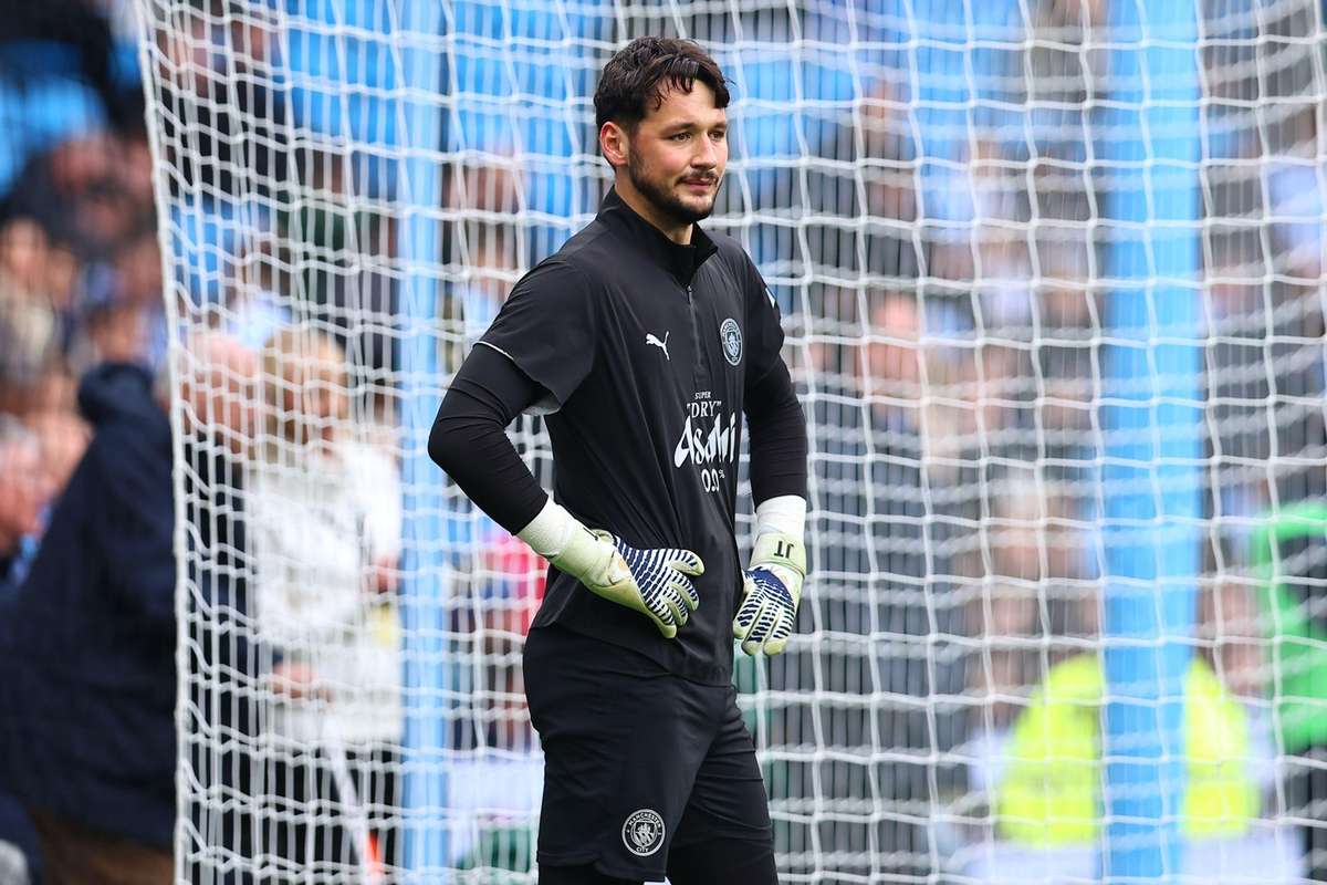 Pep Guardiola James Trafford in situatie speciala pe cale sa devina titular in Anglia