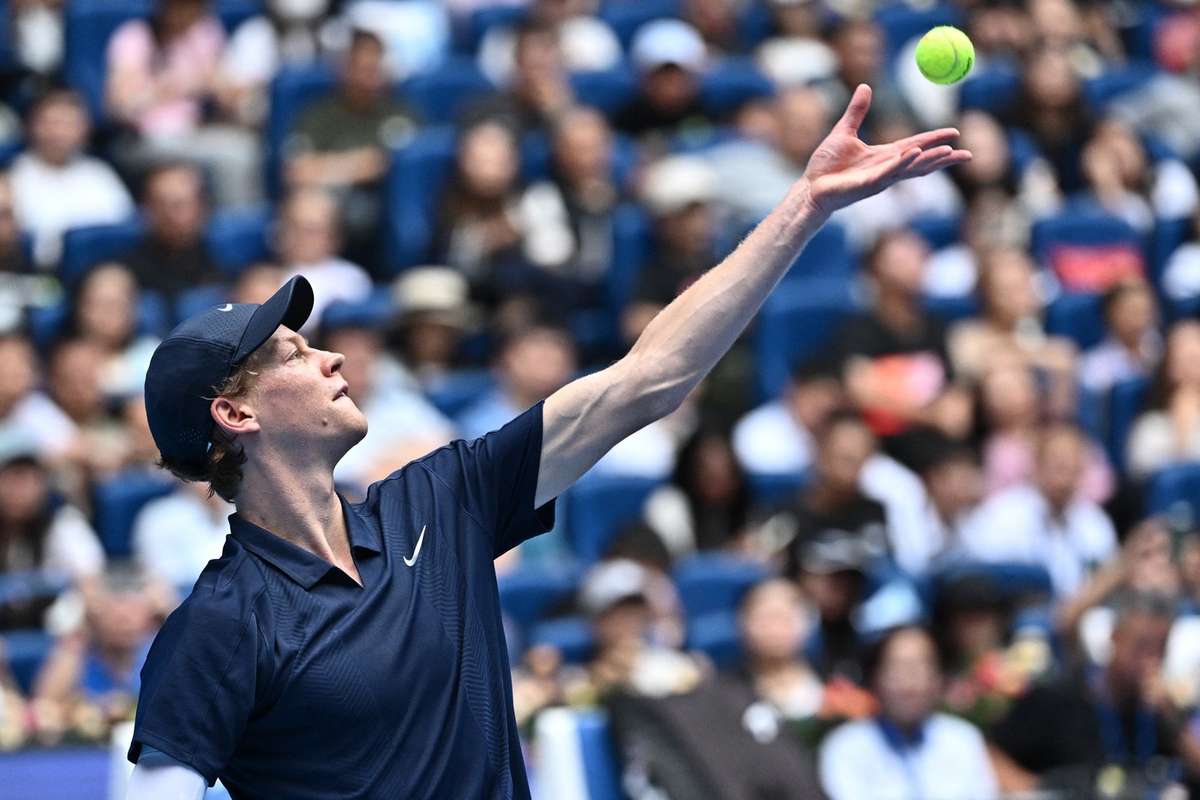 Sinner castiga categoric in fata lui Tien la China Open