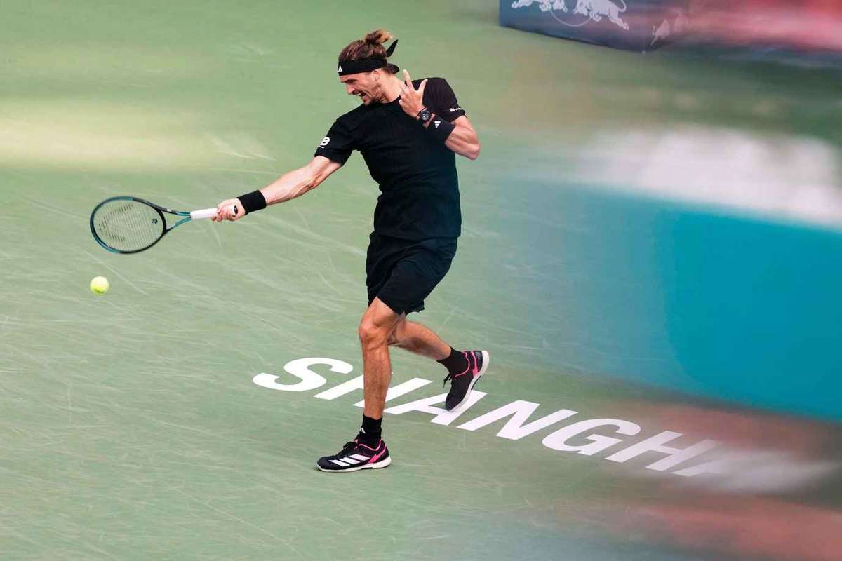 Zverev afirma ca terenurile de tenis ii avantajeaza pe Sinner si Alcaraz