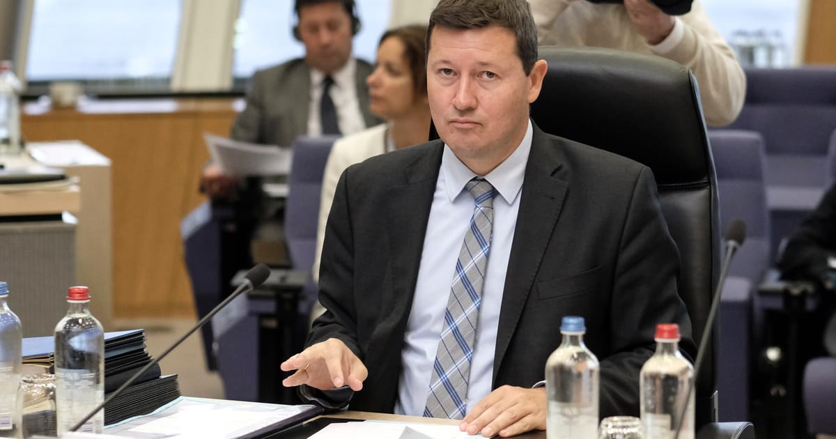 In conclavul de catastrofe al lui Martin Selmayr
