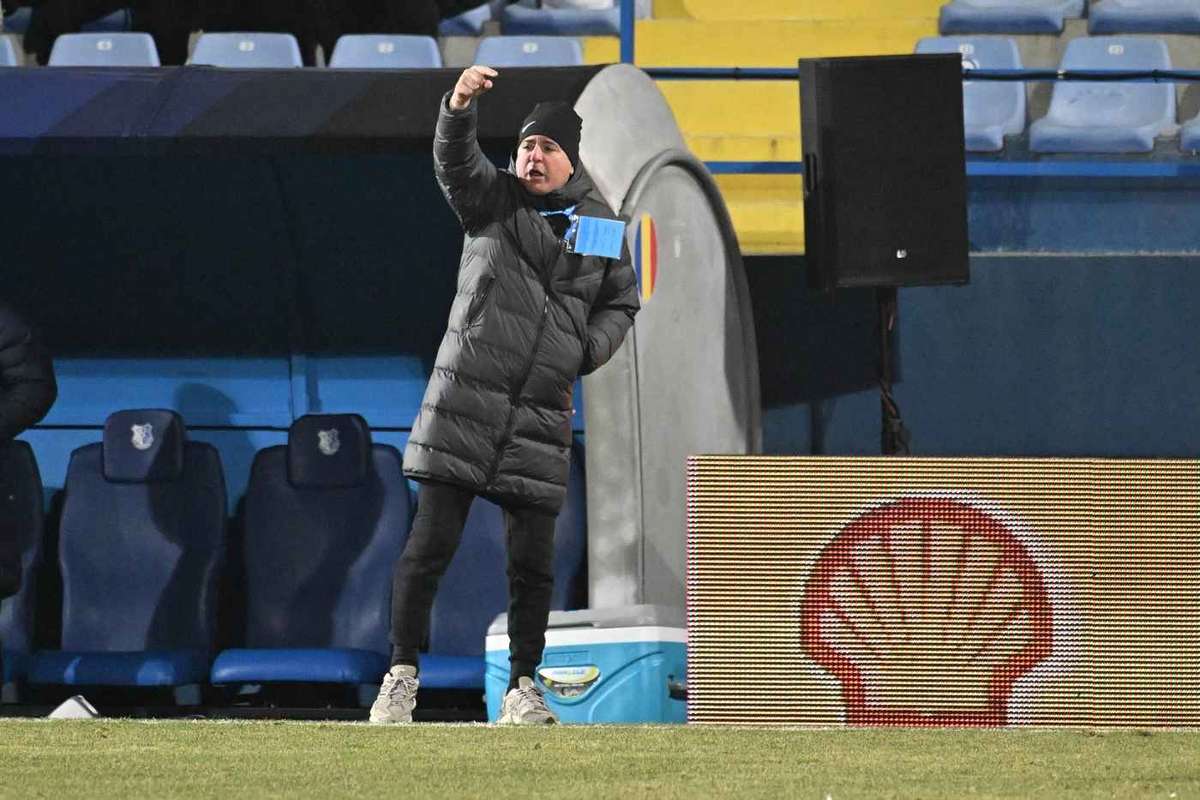 LIVE Superliga Petrolul Farul O eroare a portarului duce la deschiderea scorului