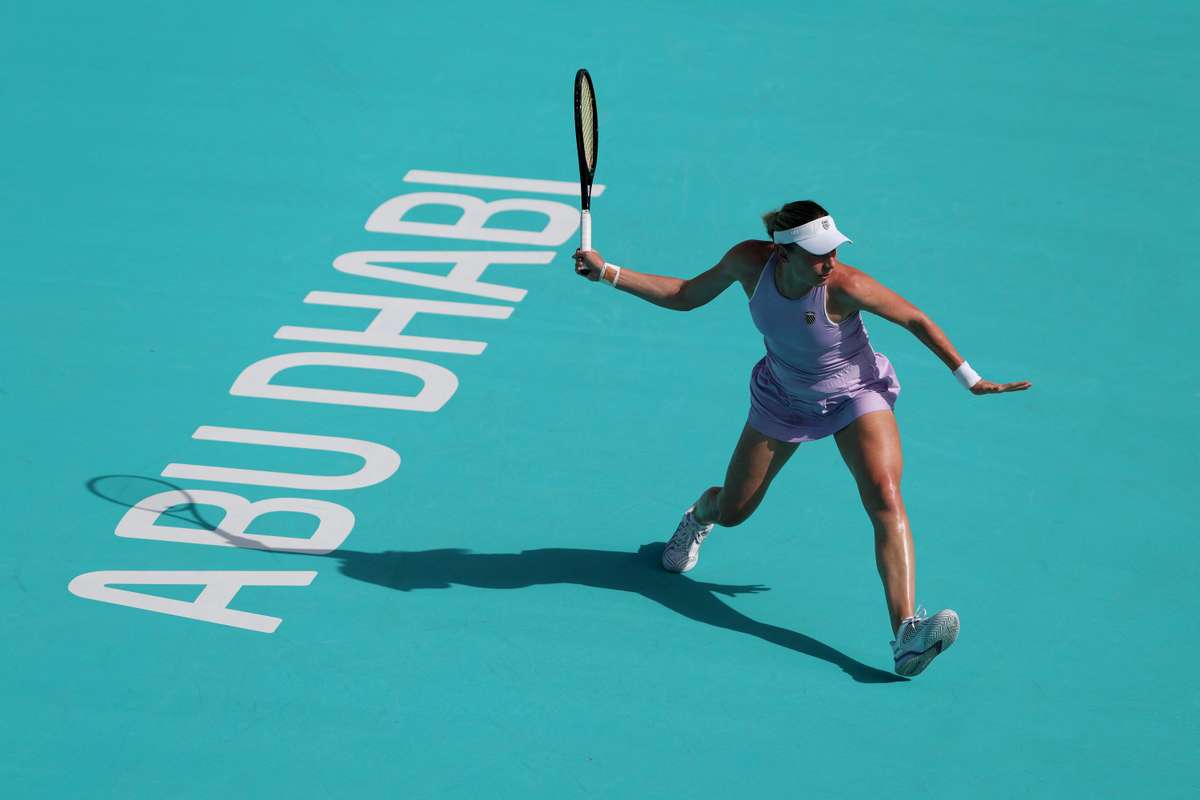 Alexandrova o infrunta pe Eala si se califica in semifinalele de la Abu Dhabi Baptiste avanseaza si ea mai departe