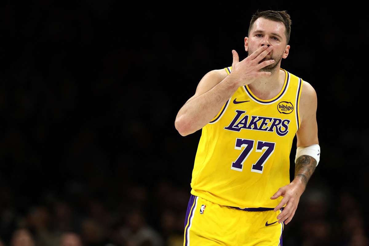 Luka Doncic va absenta de la meciul cu LA Lakers din cauza unei accidentari confruntandu se cu Golden State Warriors