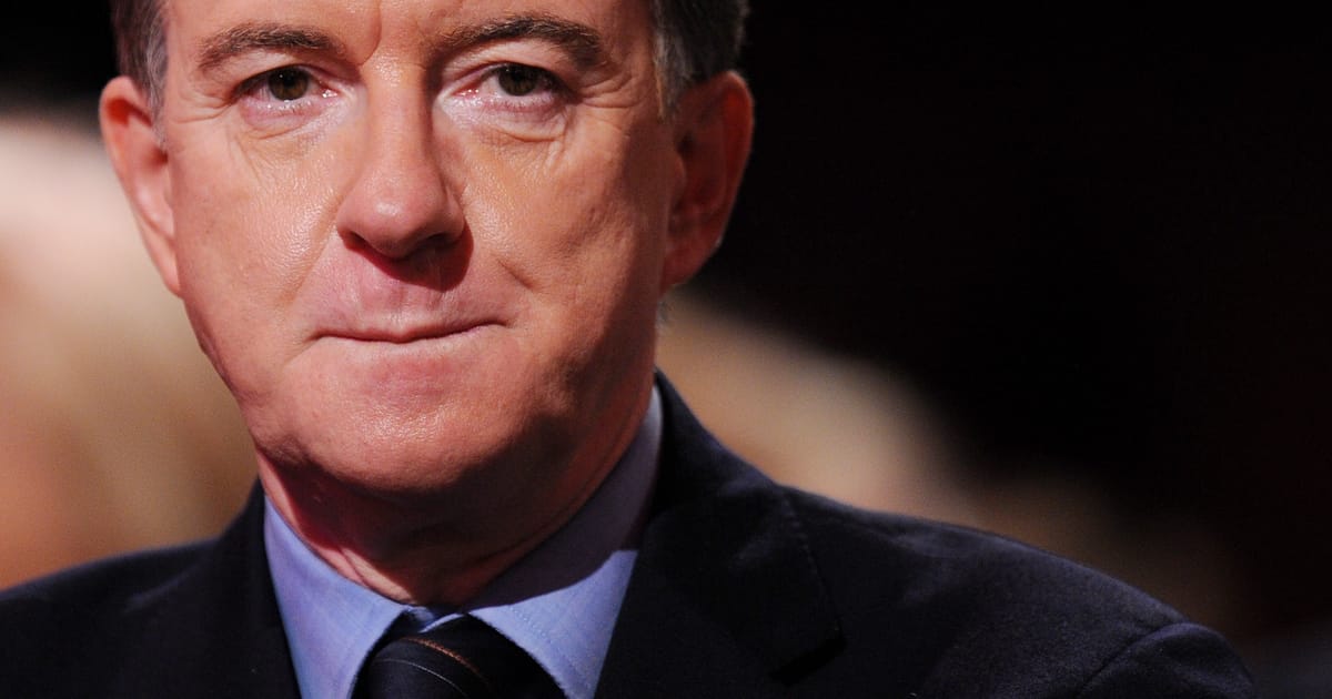 Peter Mandelson a creat establishmentul Partidului Laburist din Marea Britanie Acum il demoleaza