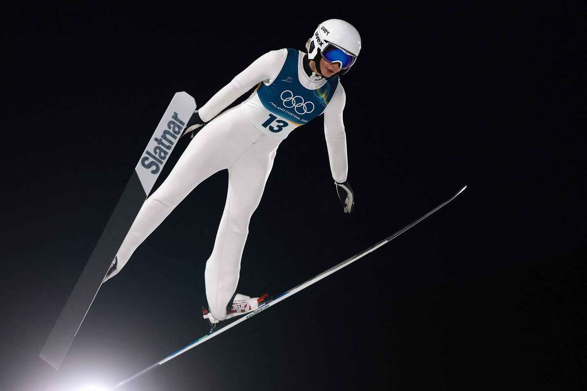 Romania pe ultimul loc la sarituri cu schiurile Slovenia este campioana olimpica