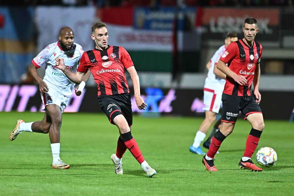 Transmisie LIVE Superliga 15 00 Csikszereda UTA Arad Ciucanii isi doresc puncte eseniale pentru a supravietui