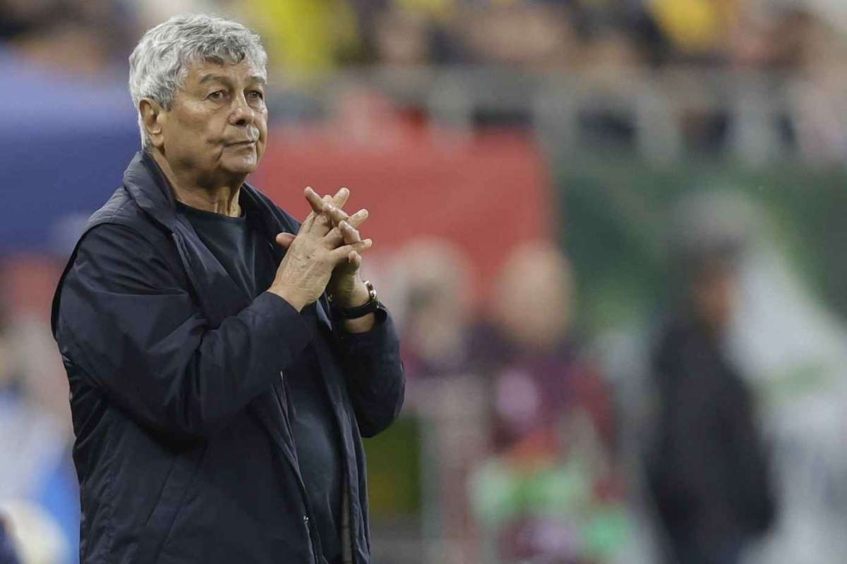 Accidentare in echipa Romaniei Mircea Lucescu a chemat de urgenta un alt jucator