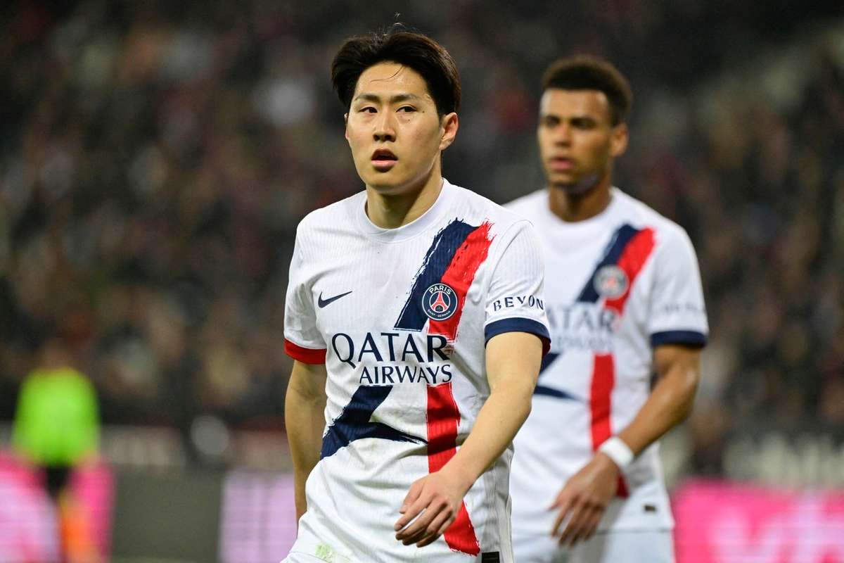 Atletico Madrid l a gasit pe succesorul lui Griezmann au tinti un atacant de la PSG