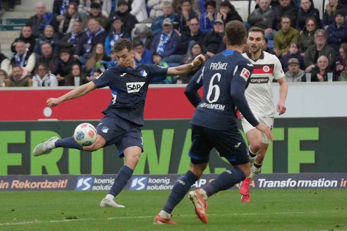 Barcelona concur cu Chelsea i Bayern Munchen pentru un atacant din Bundesliga