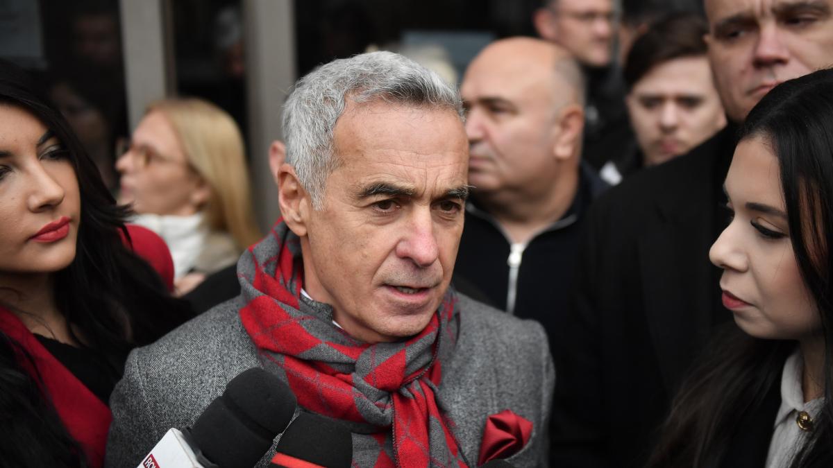 Calin Georgescu a recitat Catelus cu parut cret dupa iesirea de la controlul judiciar