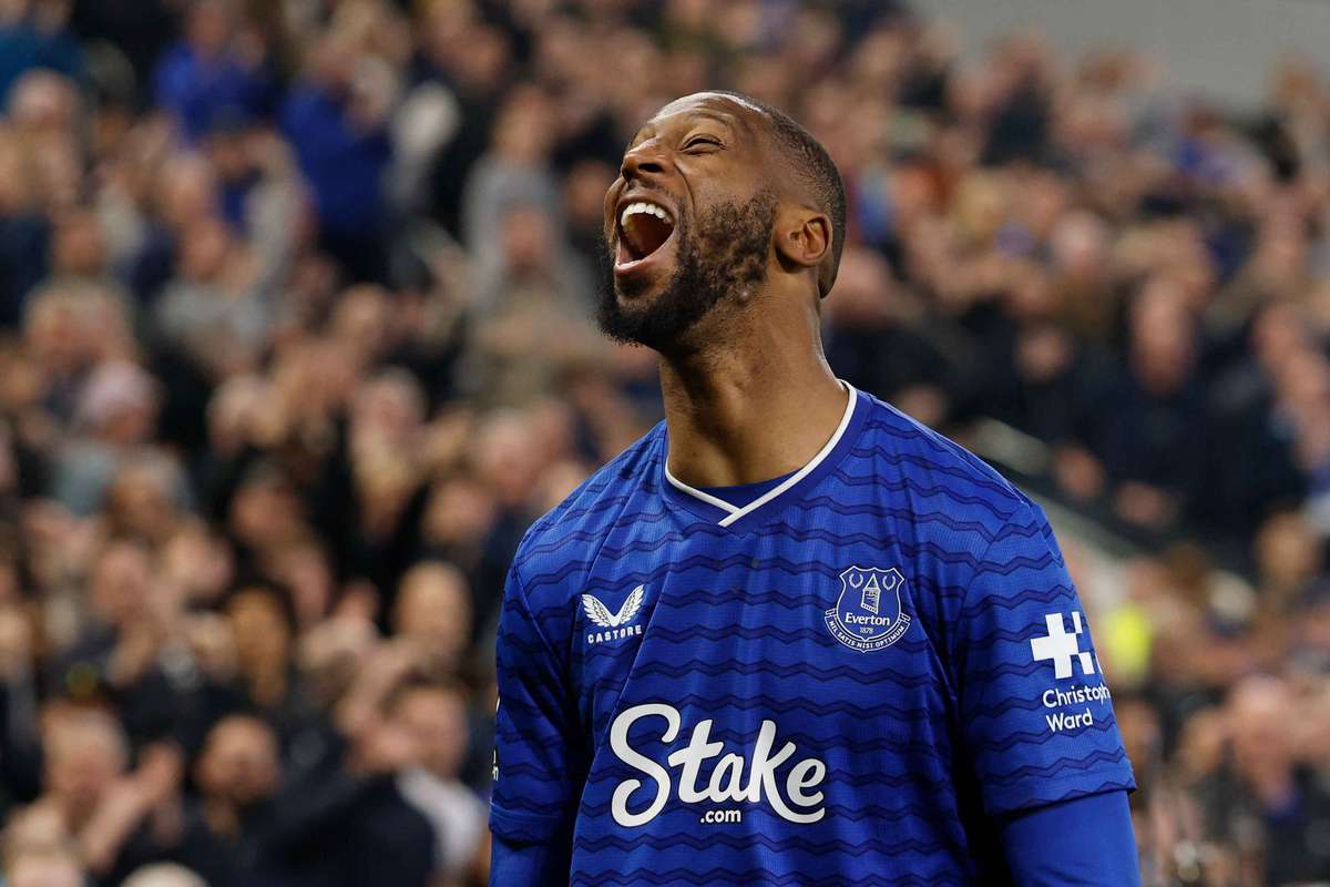 Chelsea in criza Everton invinge londonezii si spera la Europa