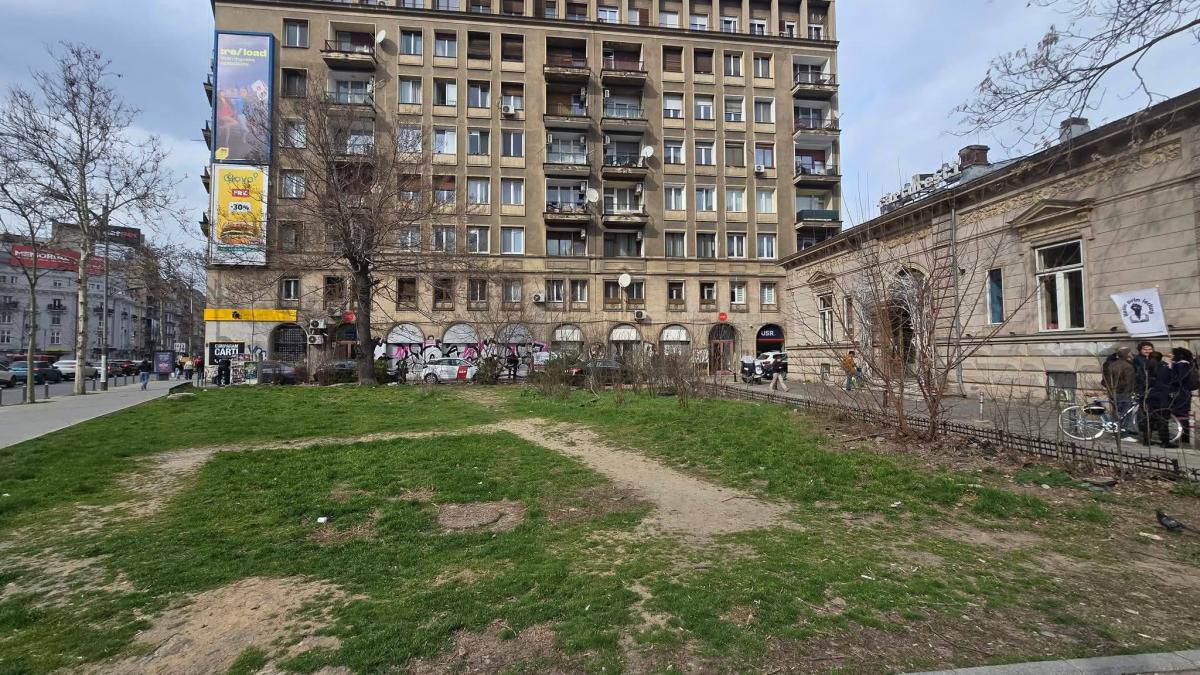 Ciprian Ciucu anunta exproprierea terenului de langa libraria Carturesti Un jmecher a intervenit