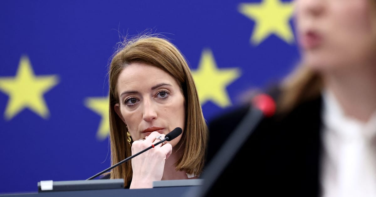 Extrema dreapta afirma ca presedintele Parlamentului European Metsola a incalcat acordul privind un moment de reculegere pentru activistul francez ucis