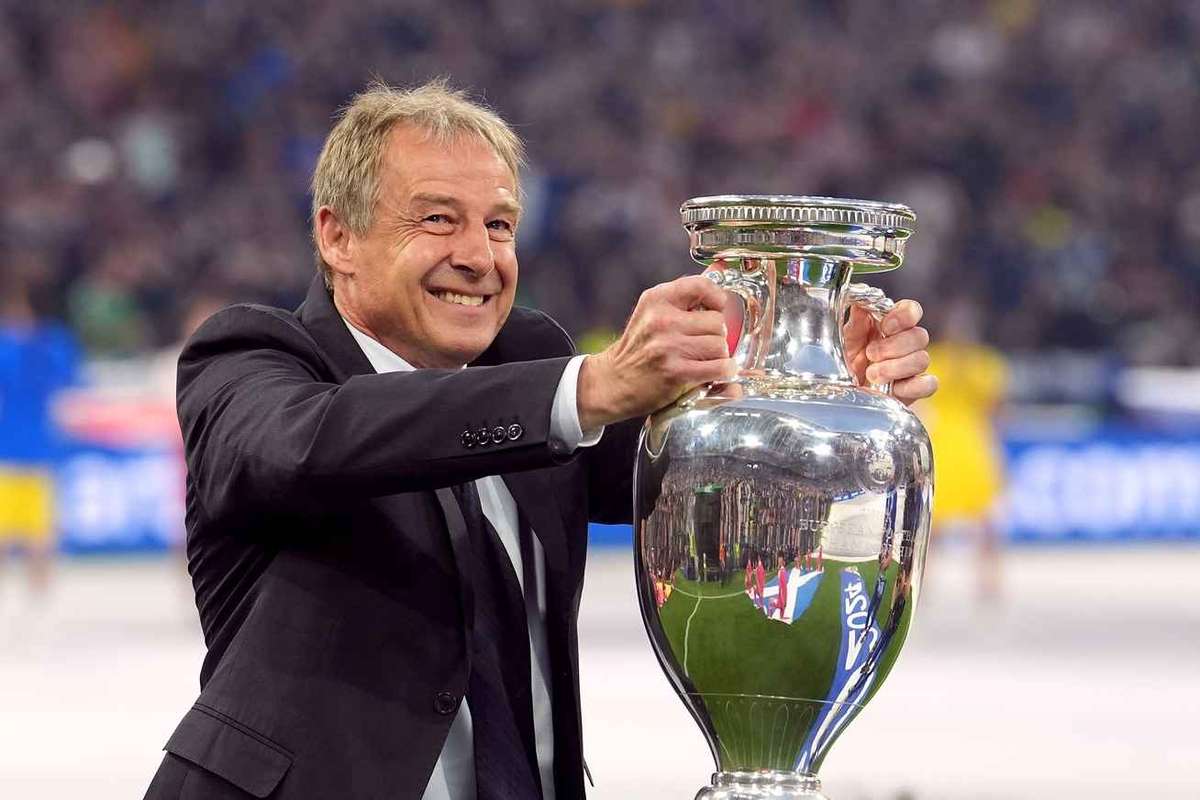 Jurgen Klinsmann isi manifesta interesul pentru functia de antrenor la Tottenham