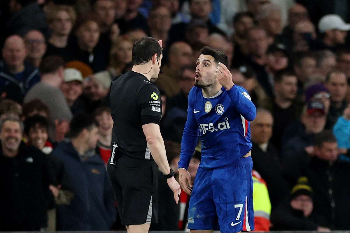 Starul lui Chelsea eliminat pentru ca nu a realizat ca avea un carton galben ar putea fi sanctionat sever de FA