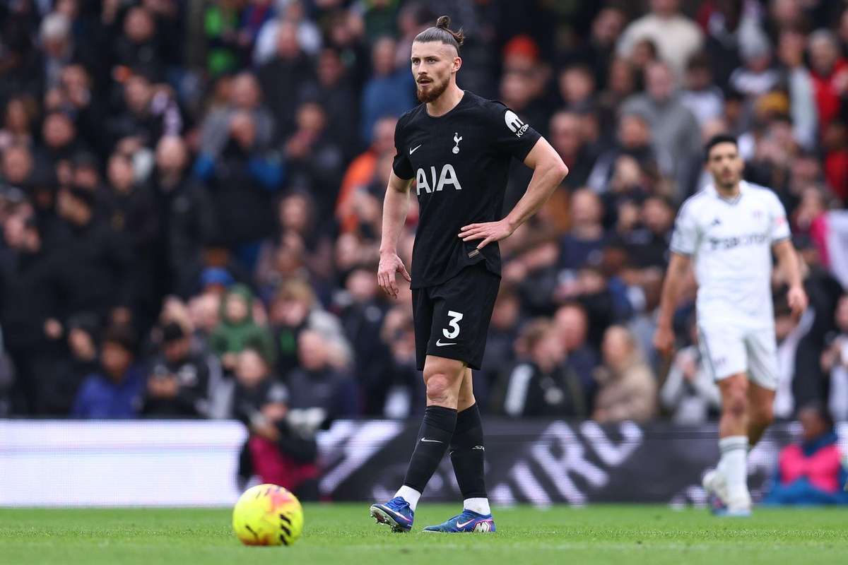 Tottenham Hotspur in cautarea salvarii in timp ce Arsenal se pregateste sa atace titlul