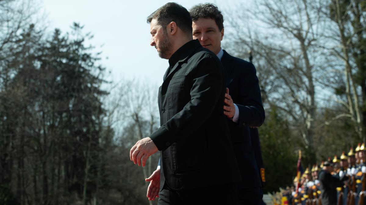 vizita lui zelenski la bucuresti surprinsa in imagini cum l a primit nicusor dan la cotroceni