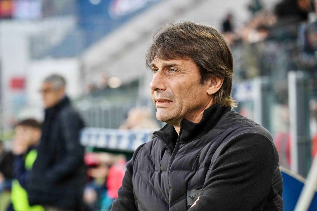 Antonio Conte in fruntea listei pentru postul de selectioner al Italiei Napoli ofera aviz favorabil