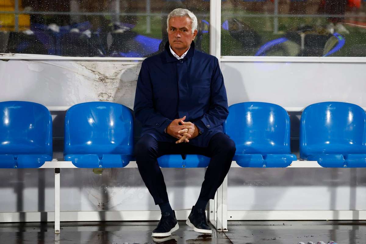 Benfica nu se afla pe primul loc in Primeira iar presedintele clubului a decis soarta lui Jose Mourinho