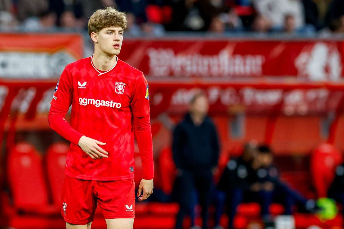 Chelsea si Barcelona concuraza pentru cea mai noua bijuterie olandeza