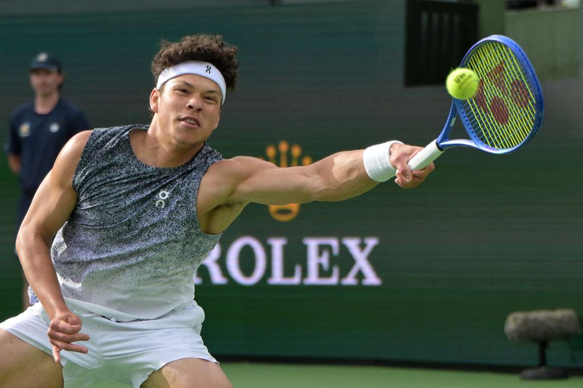 Houston avem o problema Ben Shelton principalul favorit a fost eliminat de un argentinian aflat pe locul 83