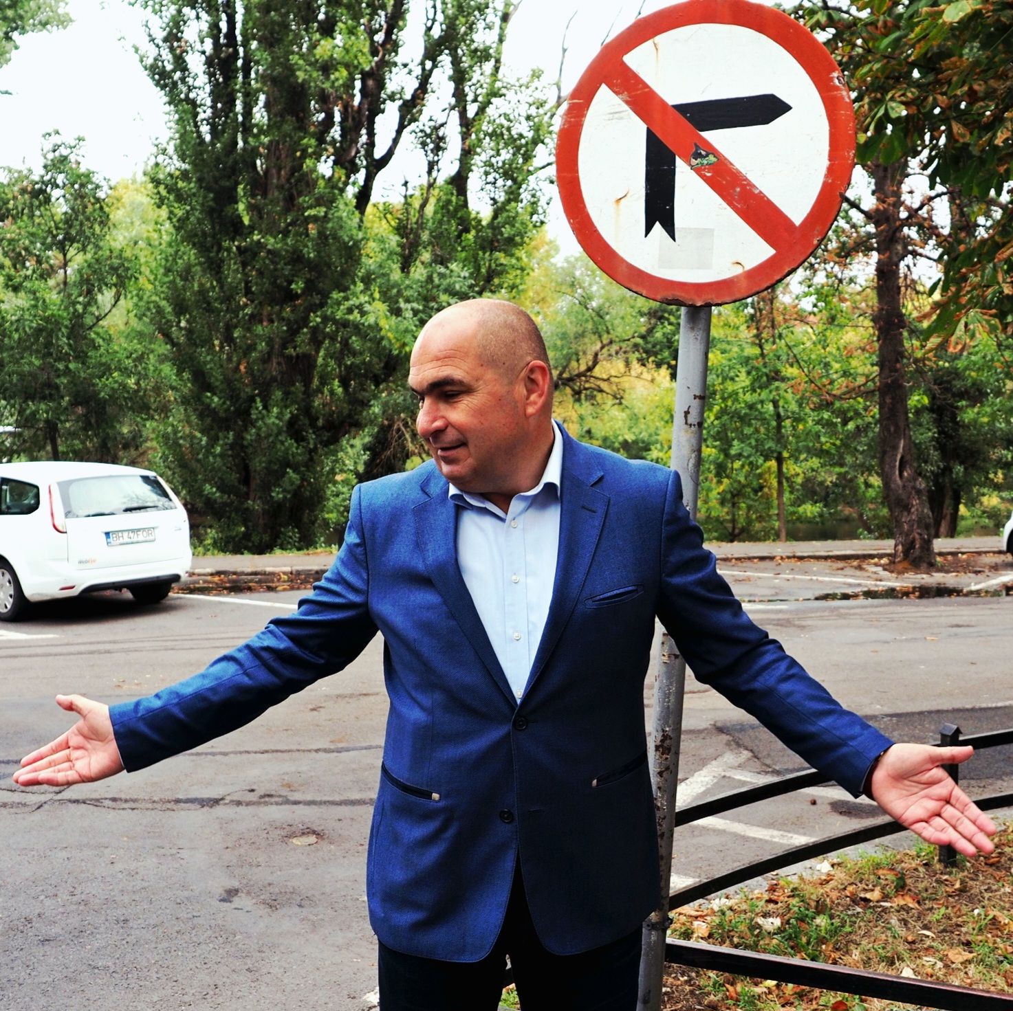 Motionea de cenzura impotriva guvernului Bolojan a fost inregistrata in Parlament Cati parlamentari au sustinut o