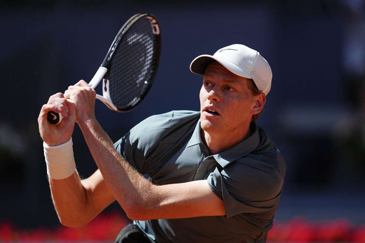 Tracker de Tenis Sinner se confrunta cu Norrie Incep sferturile la Madrid Sabalenka se lupta cu Baptiste