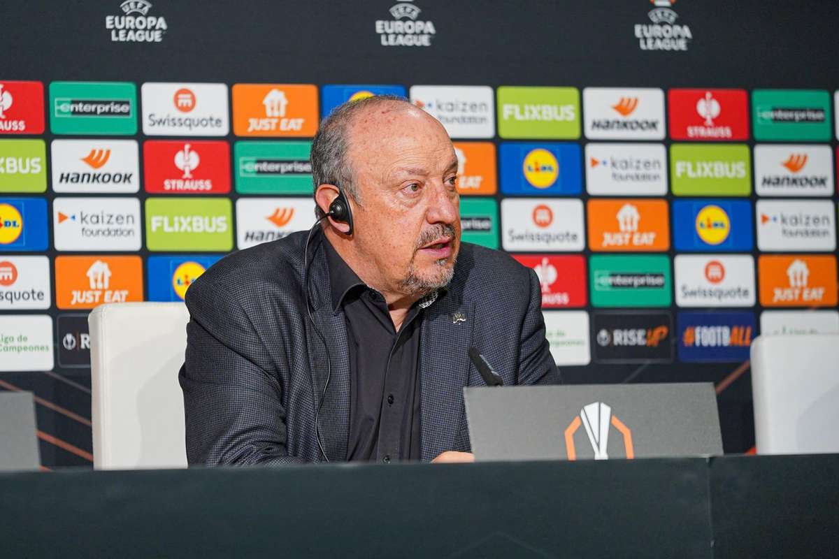 cuvinte de apreciere pentru cristi chivu rafa benitez a stiut sa gestioneze situatii chiar si in limitele
