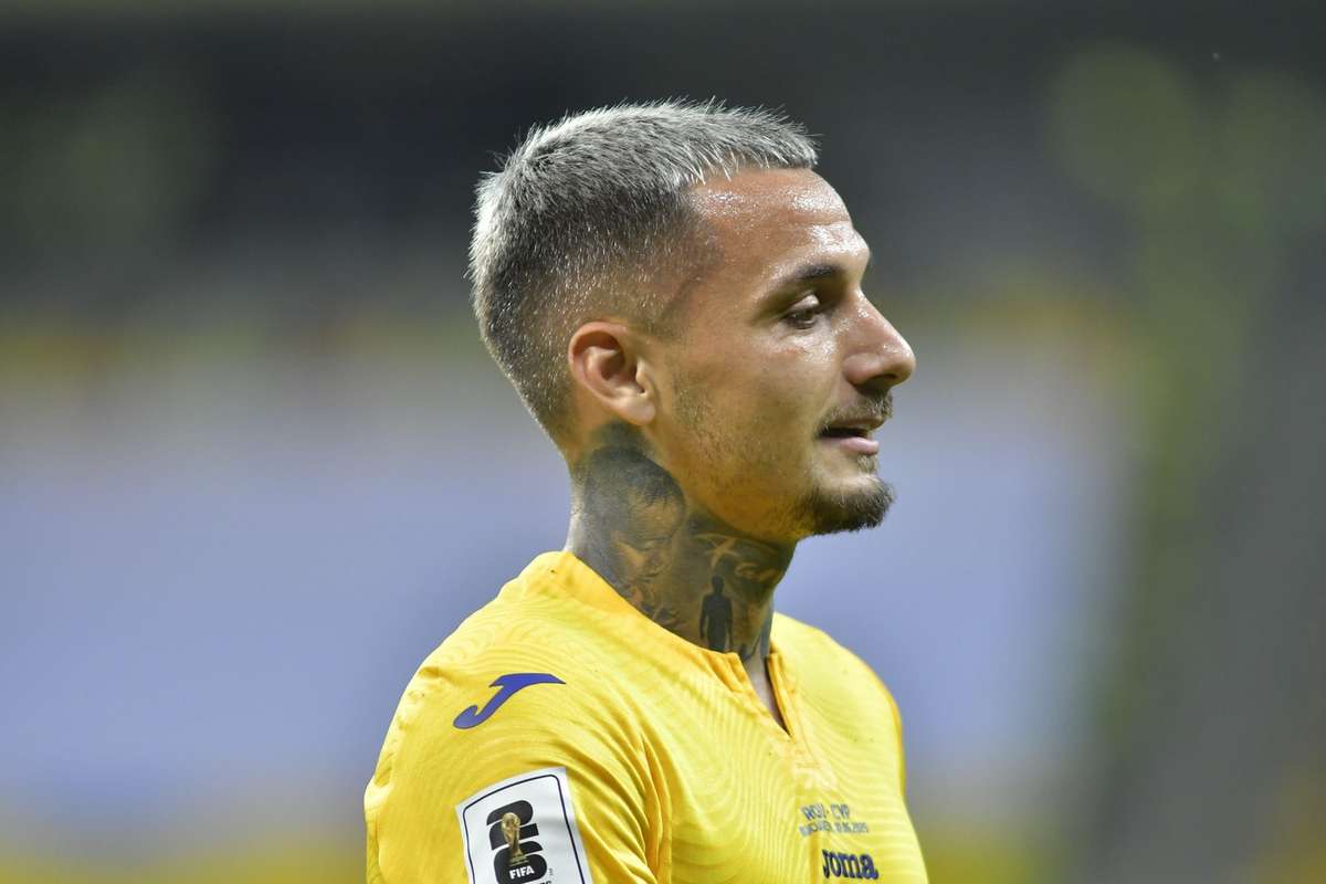 reactia lui alex mitrita dupa ce si a tras adversarul de par si a primit cartonas rosu