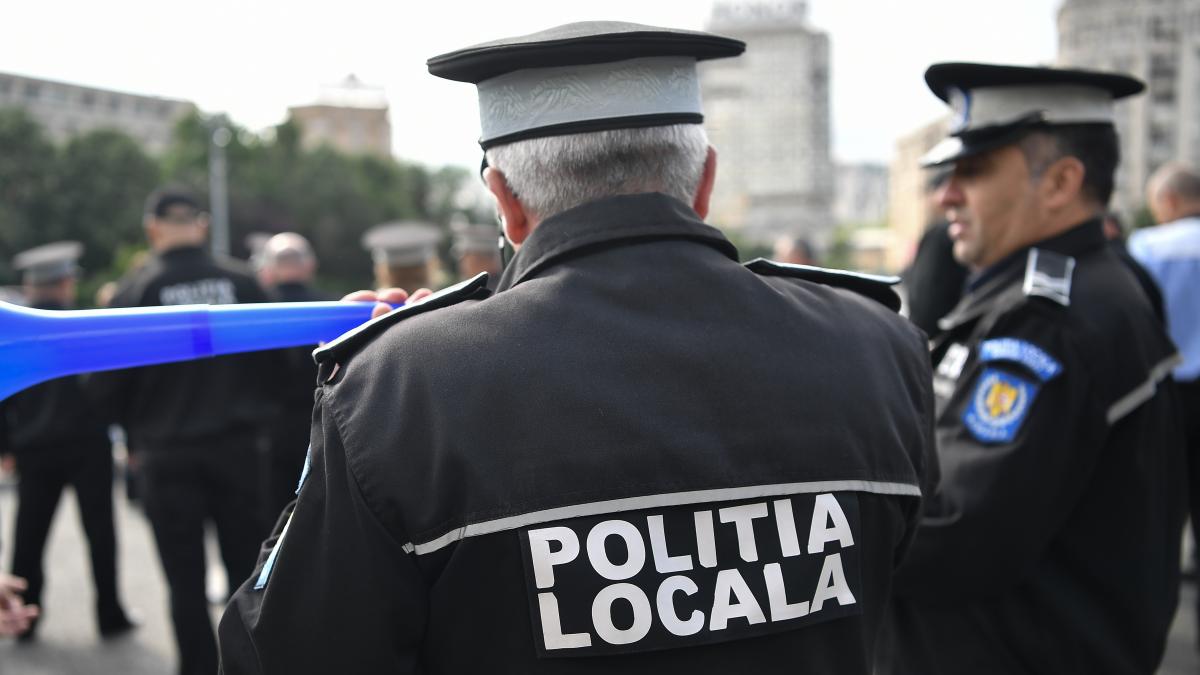 Modificari semnificative in Politii Locala a Capitalei Se vor desfiinta 130 de posturi si se va reduce numarul conducatorilor