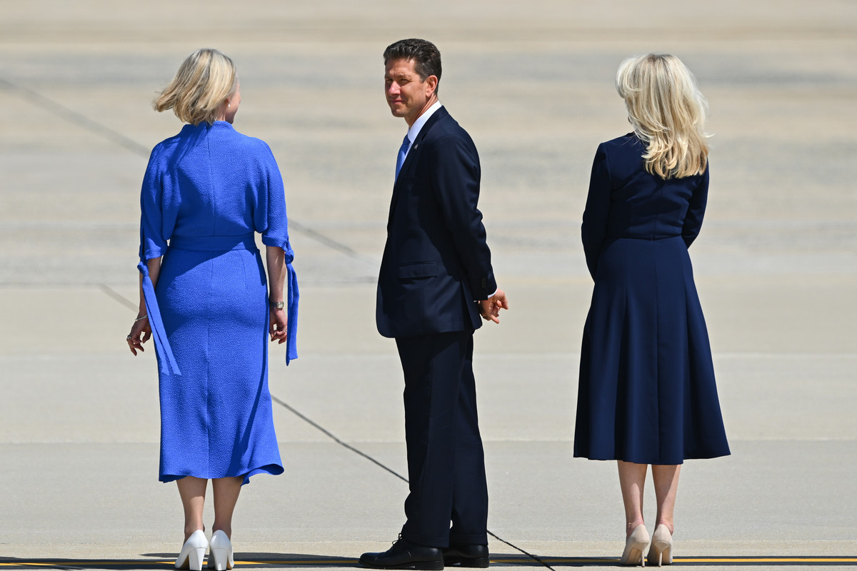 Politica britanica se colapseaza Noul ambasador nu o baga in seama